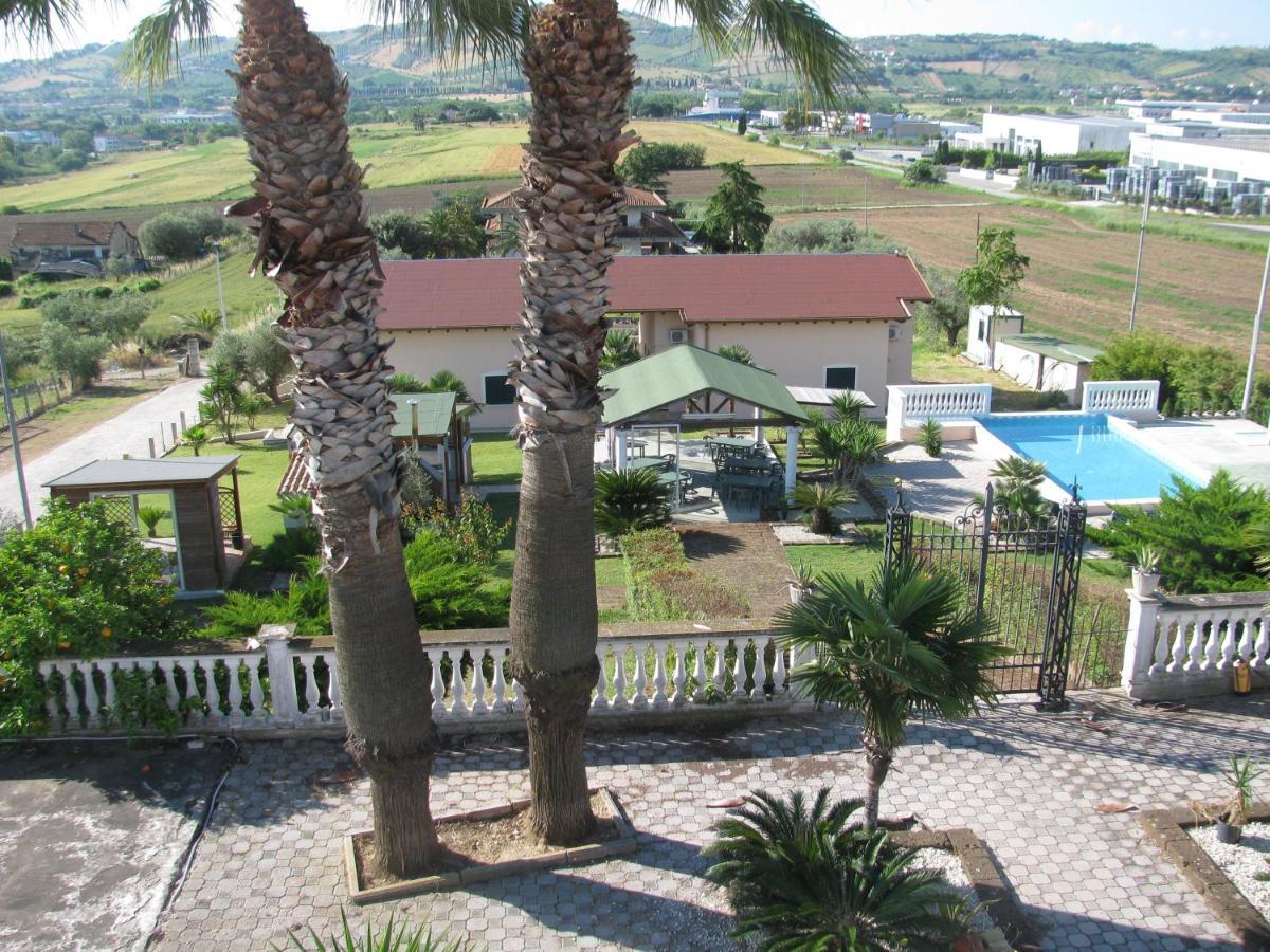 Residence Il Villaggio Del Re Corropoli Buitenkant foto